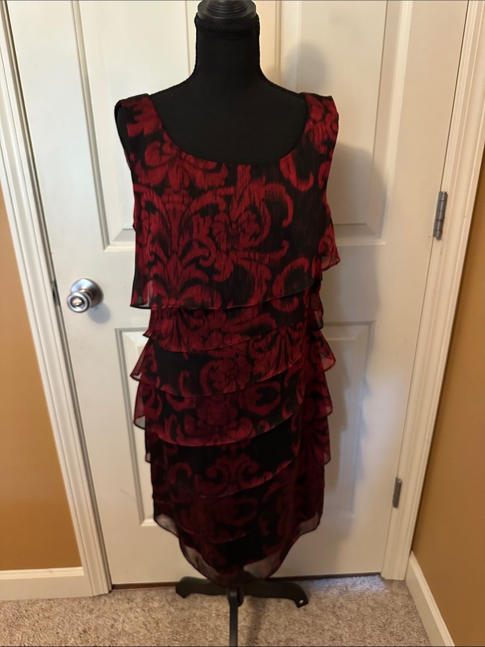 connected apparel Red and Black Tiered Sleeveless Dress